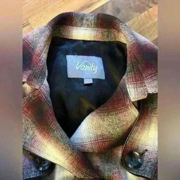 *stunning* fall jacket by Vanity  red buffalo plaid - Picture 2 of 5